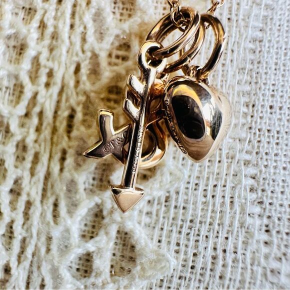 Tiffany & Co Love and Arrow Pendant Necklace in 18k Rose Gold, 16-18" - Picture 4 of 8